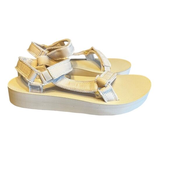 Teva Midform Universal Canvas woman’s 9 sandals birch off white hiking travel - Picture 4 of 5